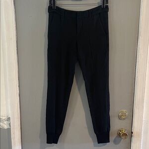 Vince Women's‎ Black Jogger Pant Size 0